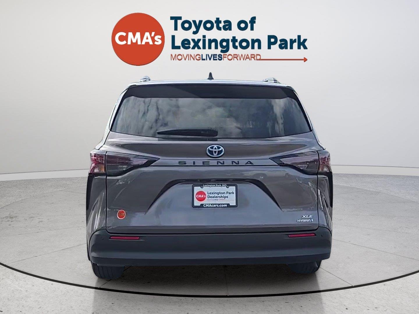 Used 2024 Predawn Gray Mica Toyota XLE image 4