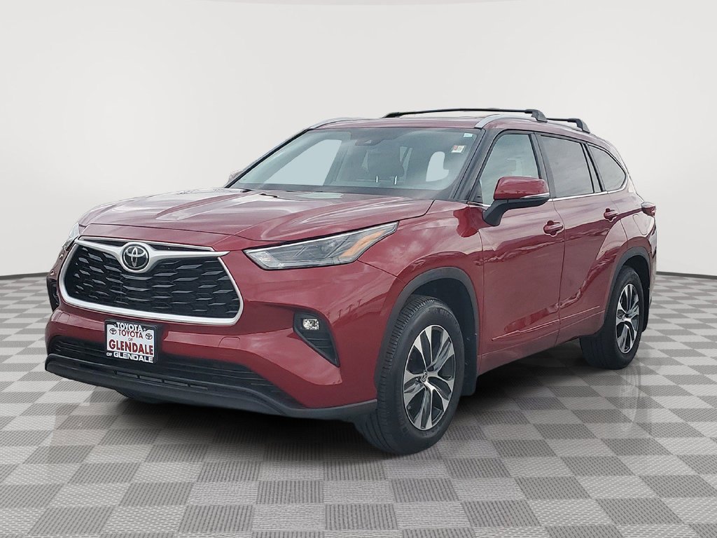Certified Used 2025 Burgundy Toyota XLE image 2