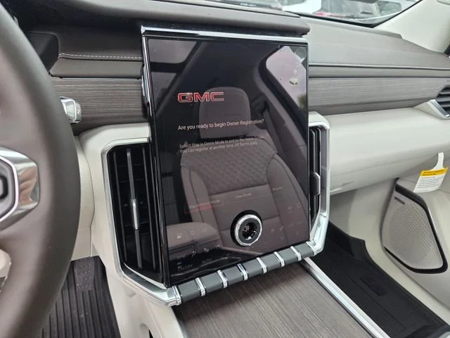 2026 GMC Acadia Denali - Photo 26