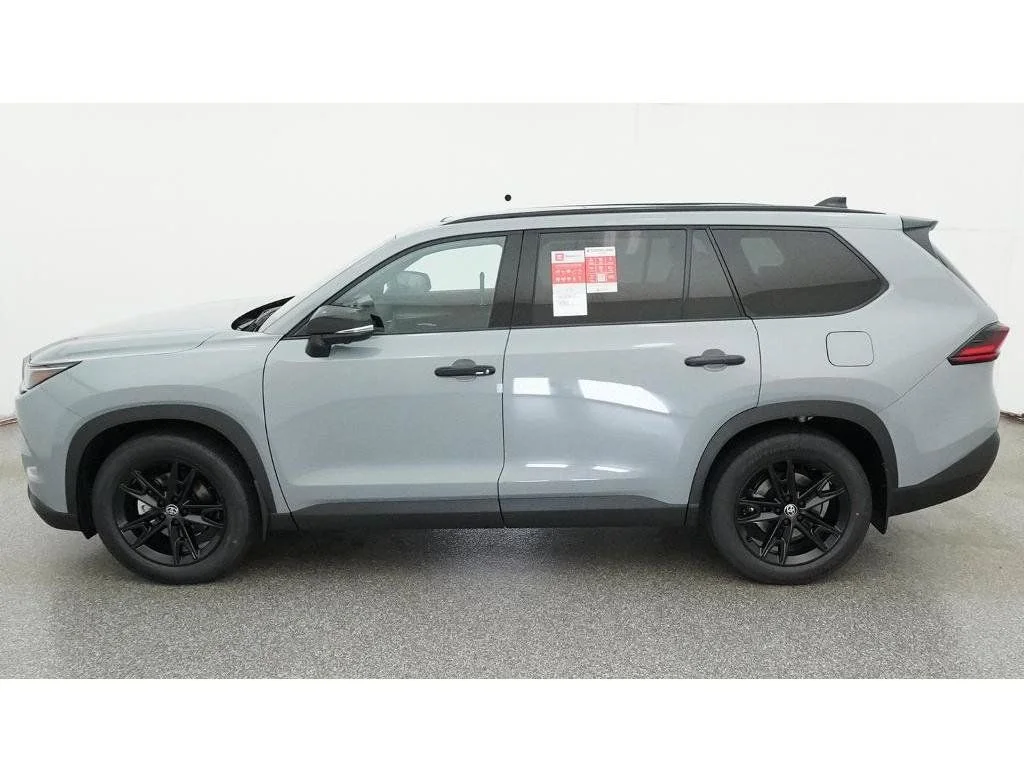 New 2026  Toyota Nightshade Edition image 4