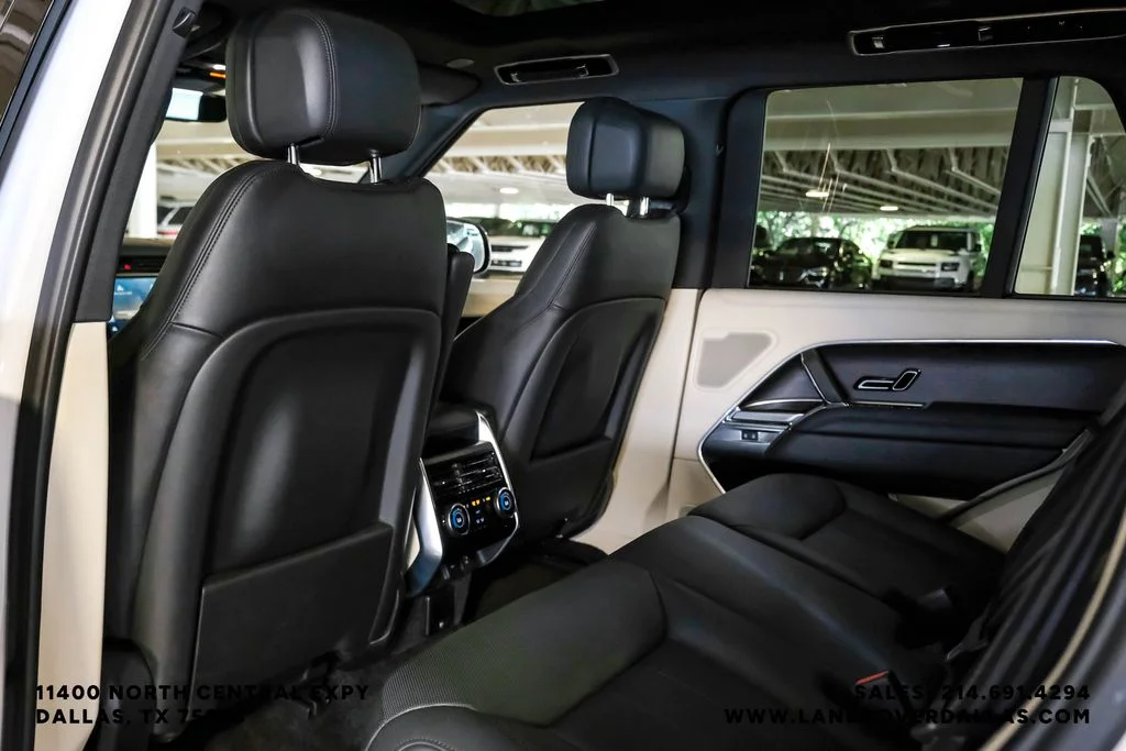 2024 Land Rover Range Rover SE - Photo 35