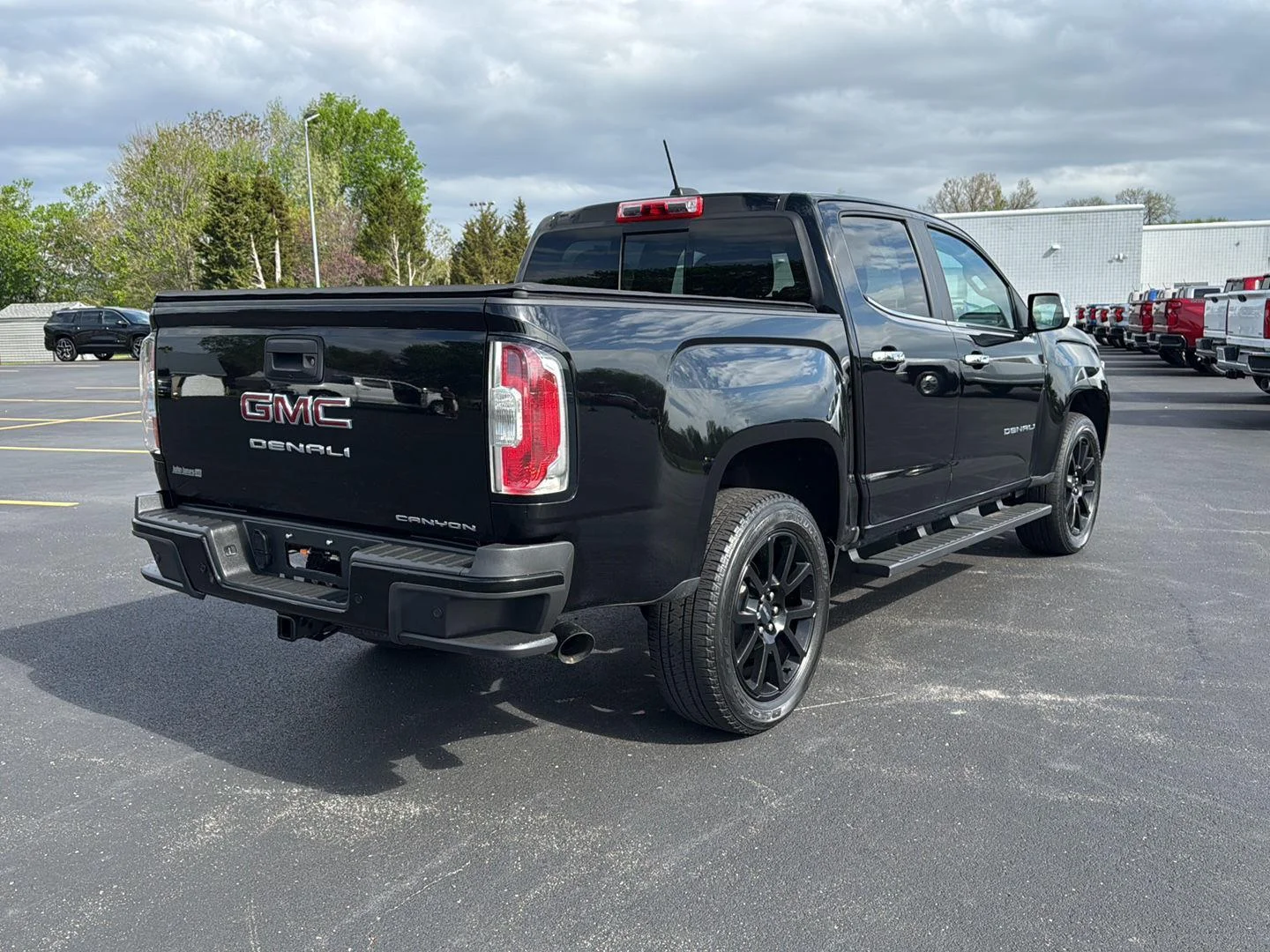Used 2022 Onyx Black GMC 4WD Denali image 19