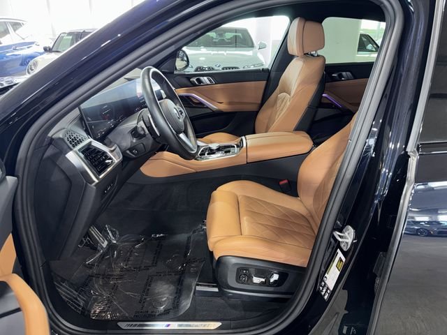 Certified Used 2025 Carbon Black Metallic BMW xDrive40i image 19
