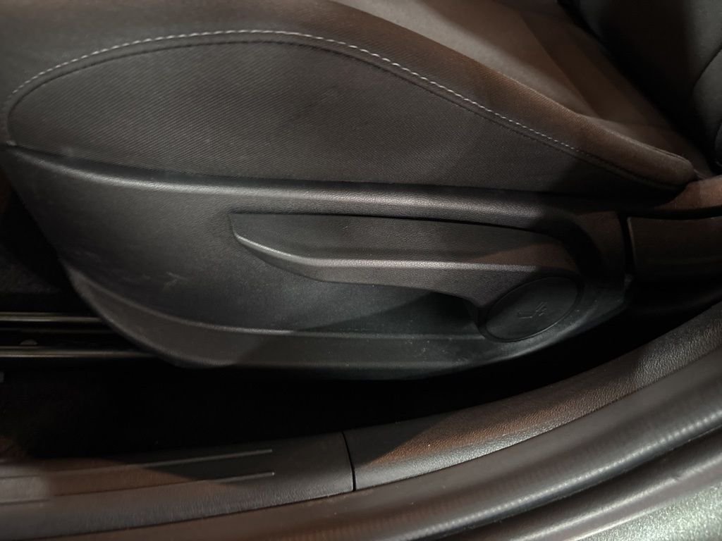 Used 2024 Gray Hyundai SEL image 16