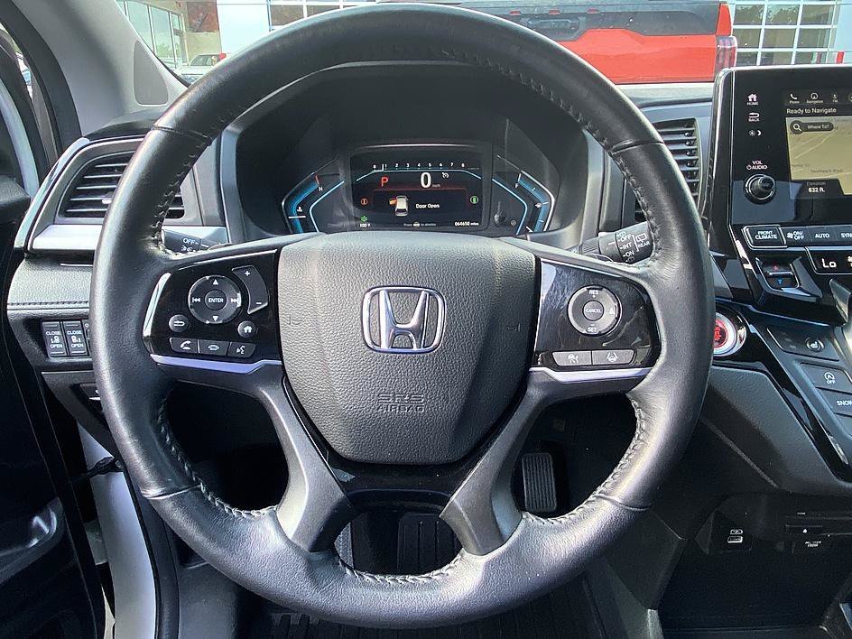 Used 2024 Platinum White Pearl Honda Touring image 12