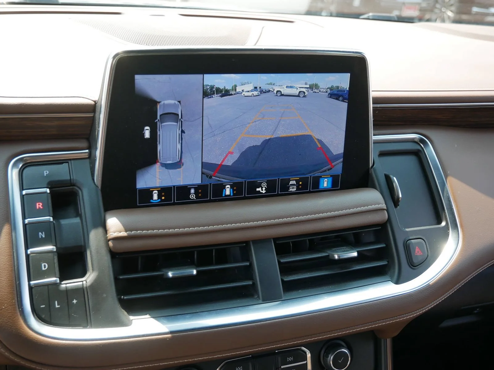 Used 2021 Black Chevrolet High Country image 19