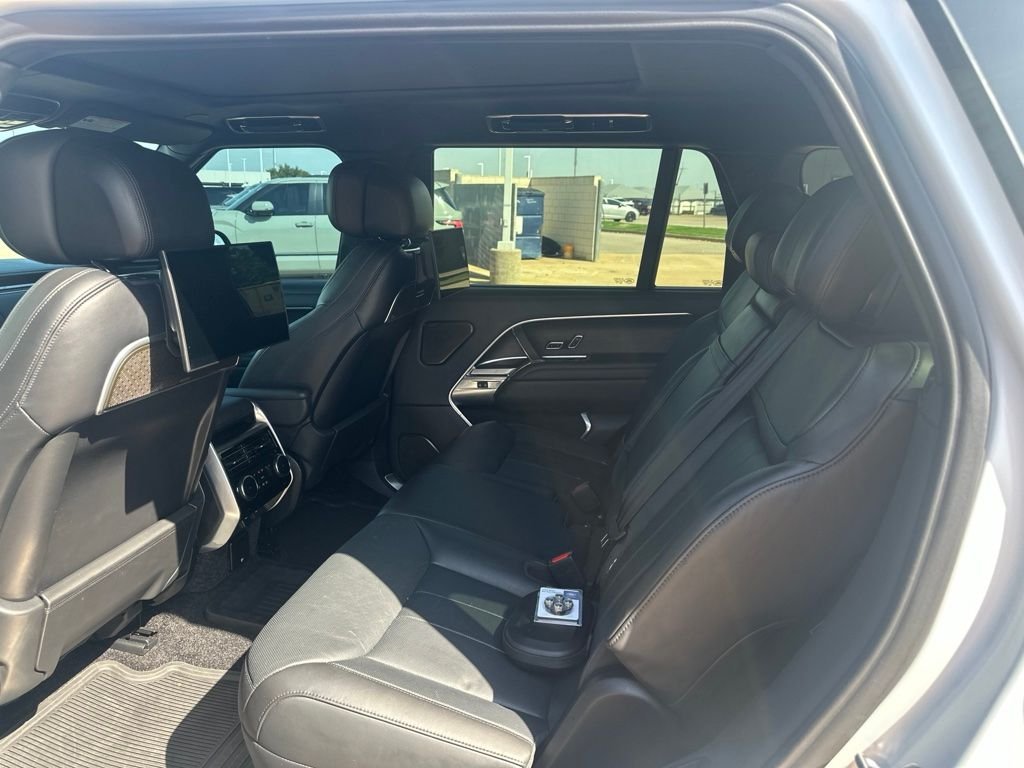Used 2025 Silver Land Rover Autobiography image 7