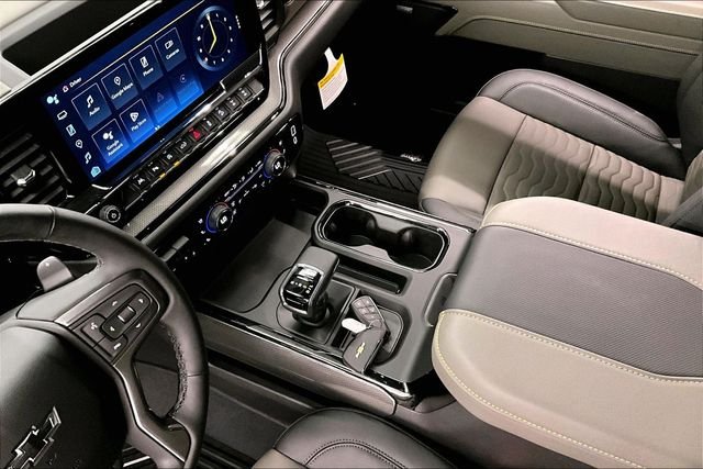 2026 Chevrolet Silverado 1500 ZR2 - Photo 17