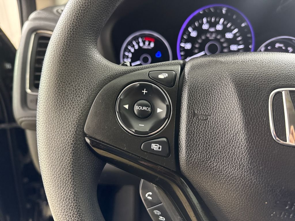 Used 2017 White Honda EX-L image 23