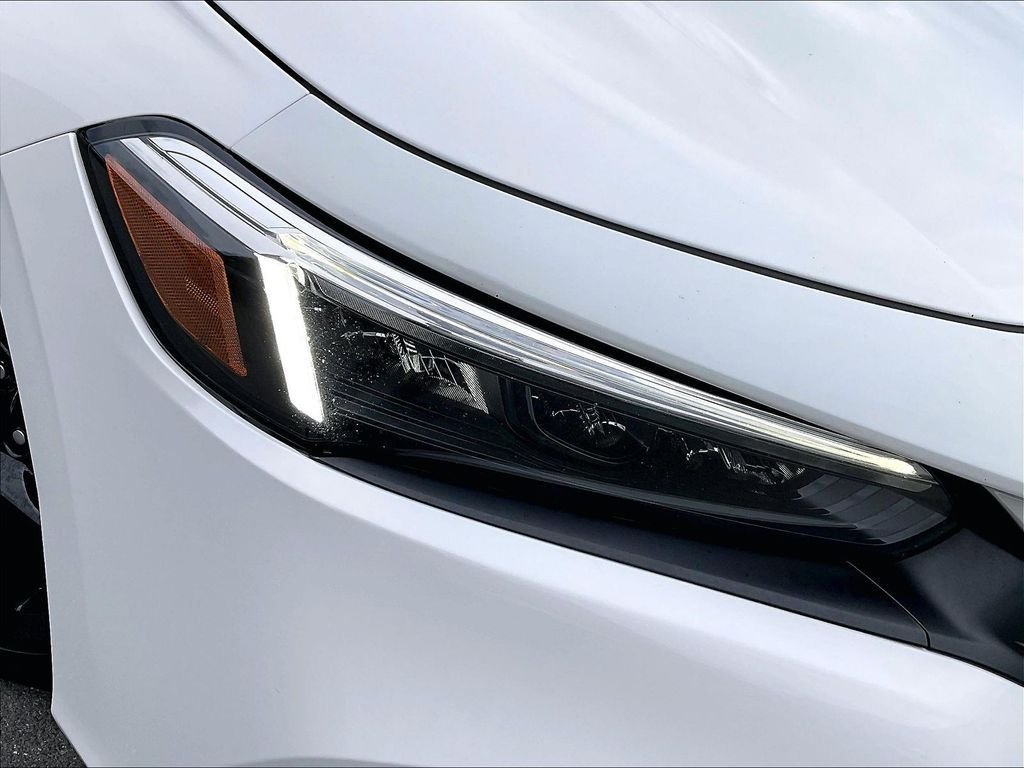 Used 2024 Platinum White Honda Sport image 31