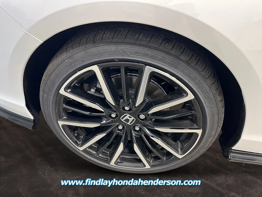 New 2026 Platinum White Pearl Honda Touring image 11