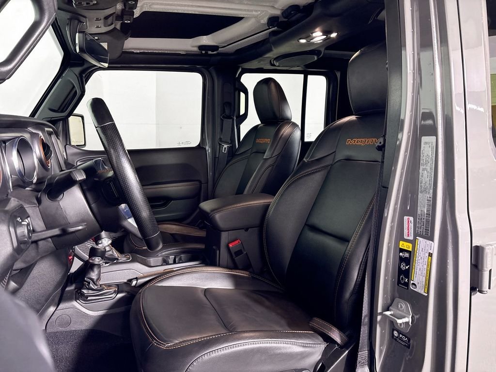 Used 2021 Gray Jeep Mojave image 11