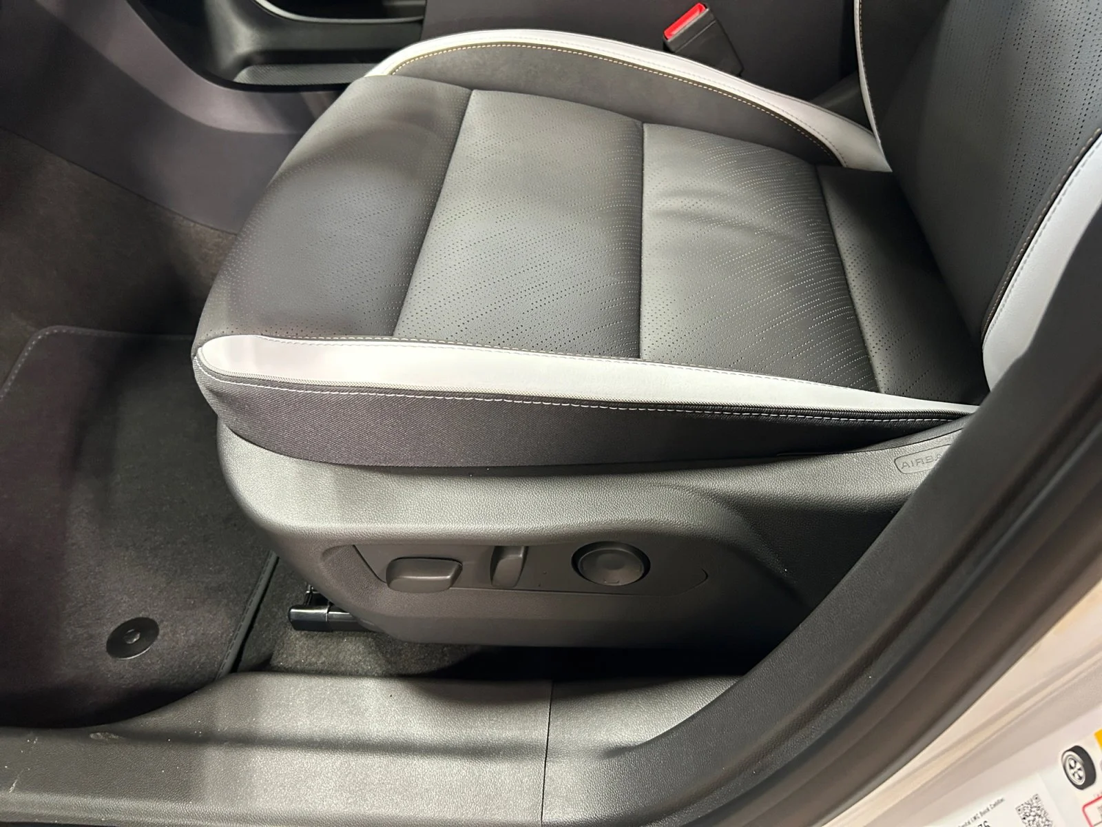 New 2026 Summit White Buick Sport Touring AWD image 15