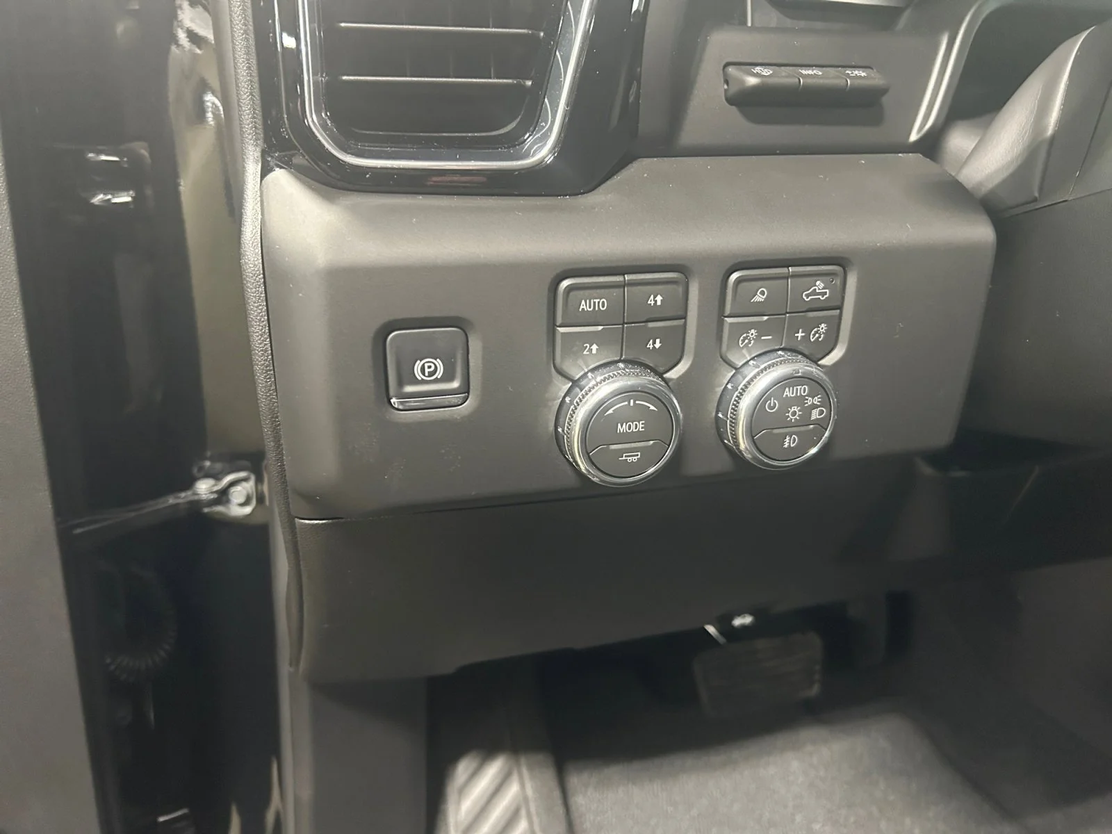 New 2026 Onyx Black GMC Denali image 17