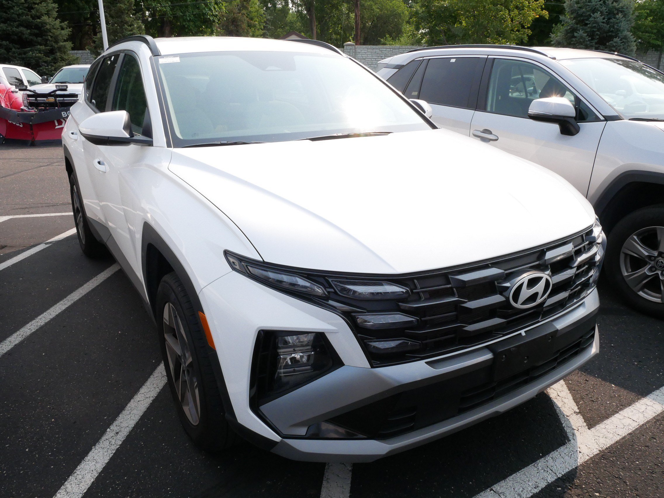 Used 2026 Hyundai Tucson SEL with VIN 5NMJBCDE3TH619086 for sale in Brooklyn Center, Minnesota