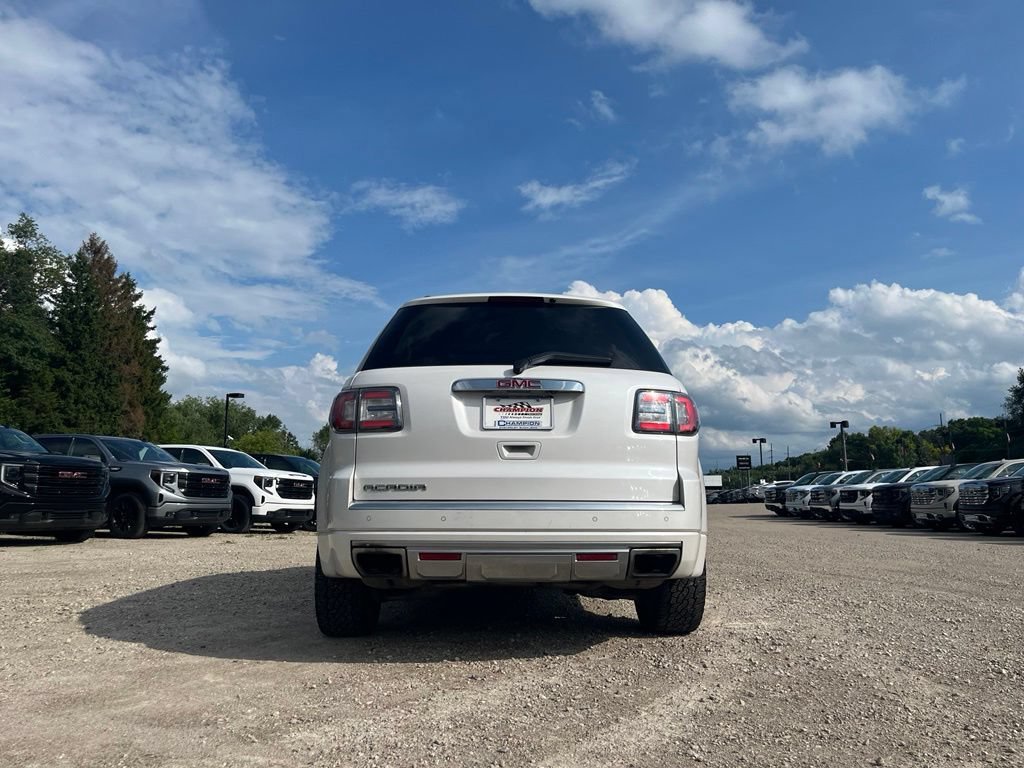 Used 2016 WHITE FROST TRICOAT GMC Denali image 11