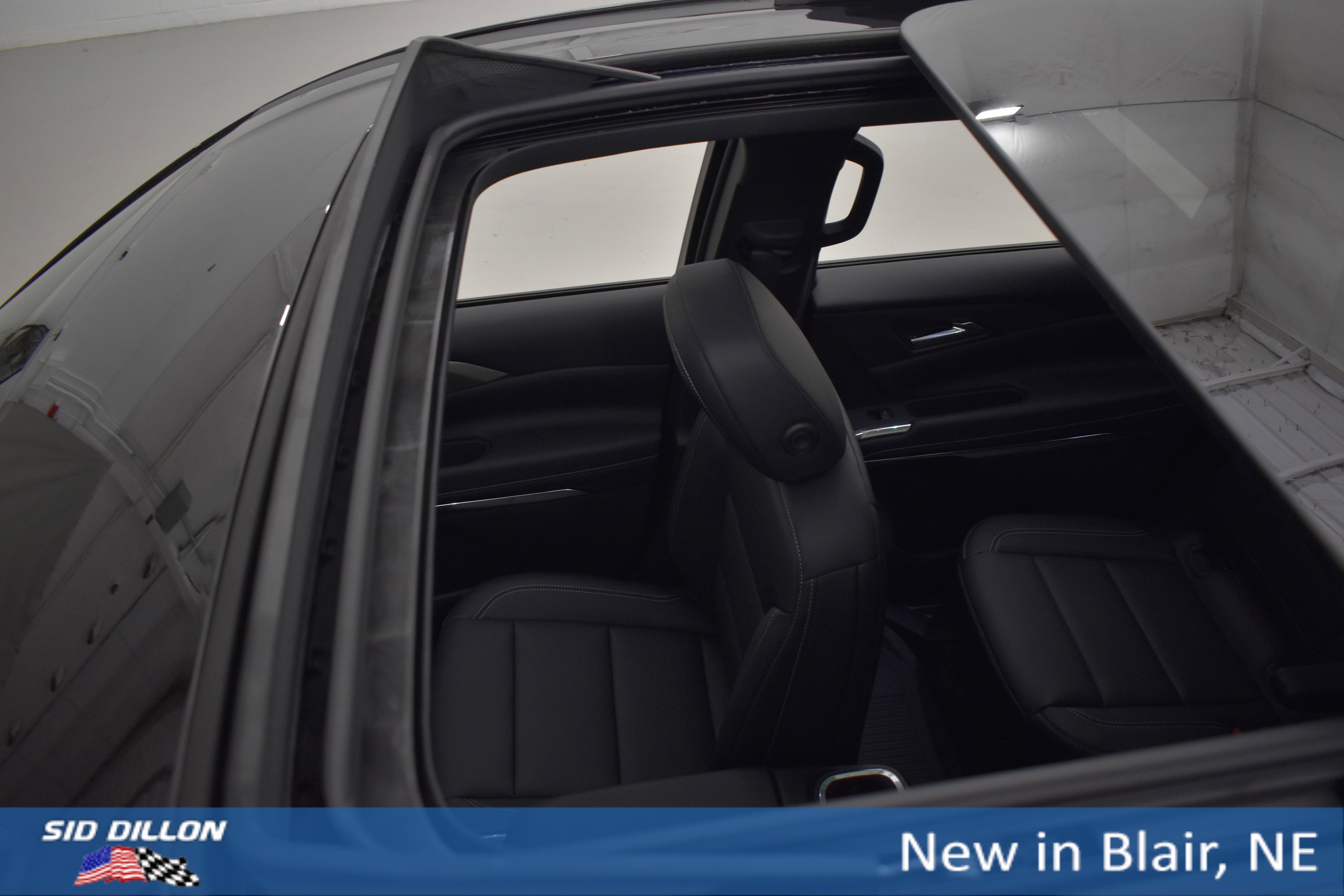 New 2026 Mosaic Black Metallic Chevrolet LT image 7