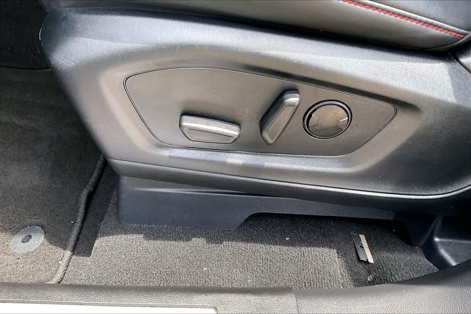 Used 2025 Agate Black Ford ST-Line image 60