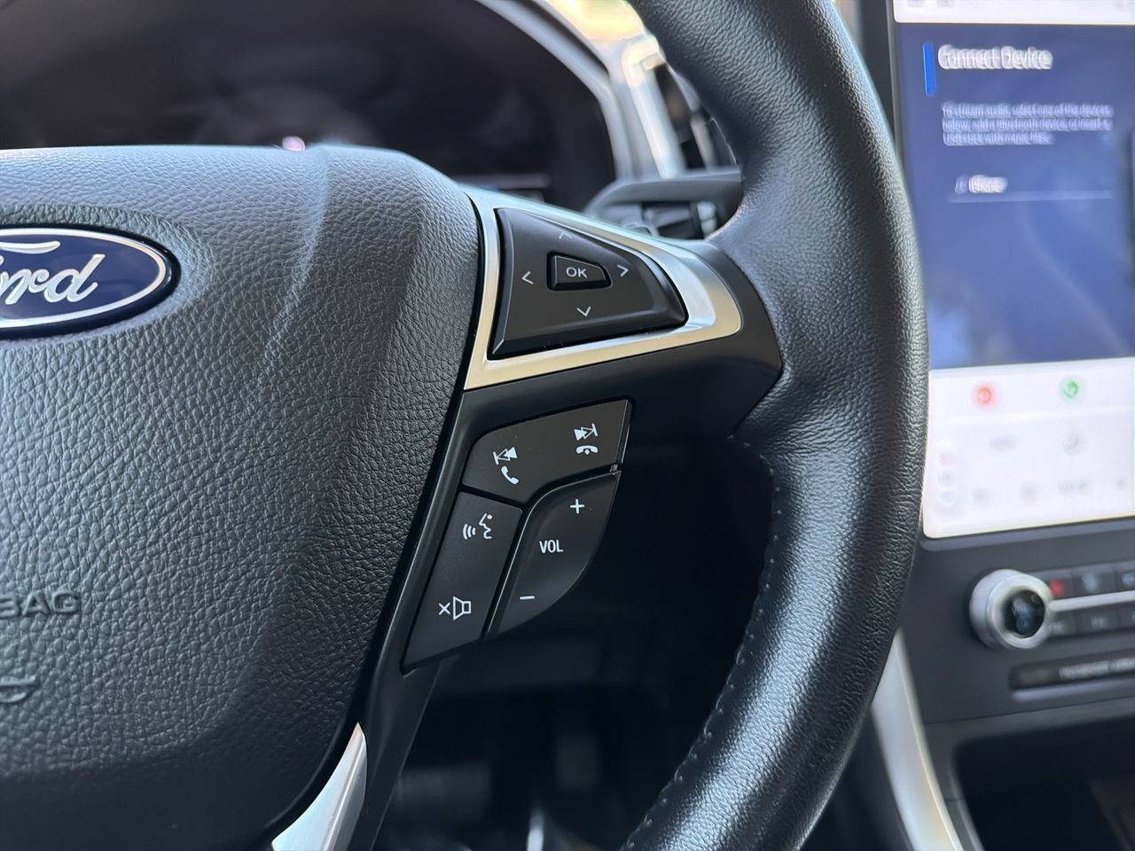 Used 2023 Black Metallic Ford SEL image 27