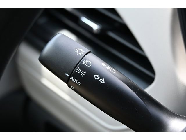 New 2026 White Subaru Standard Model image 57