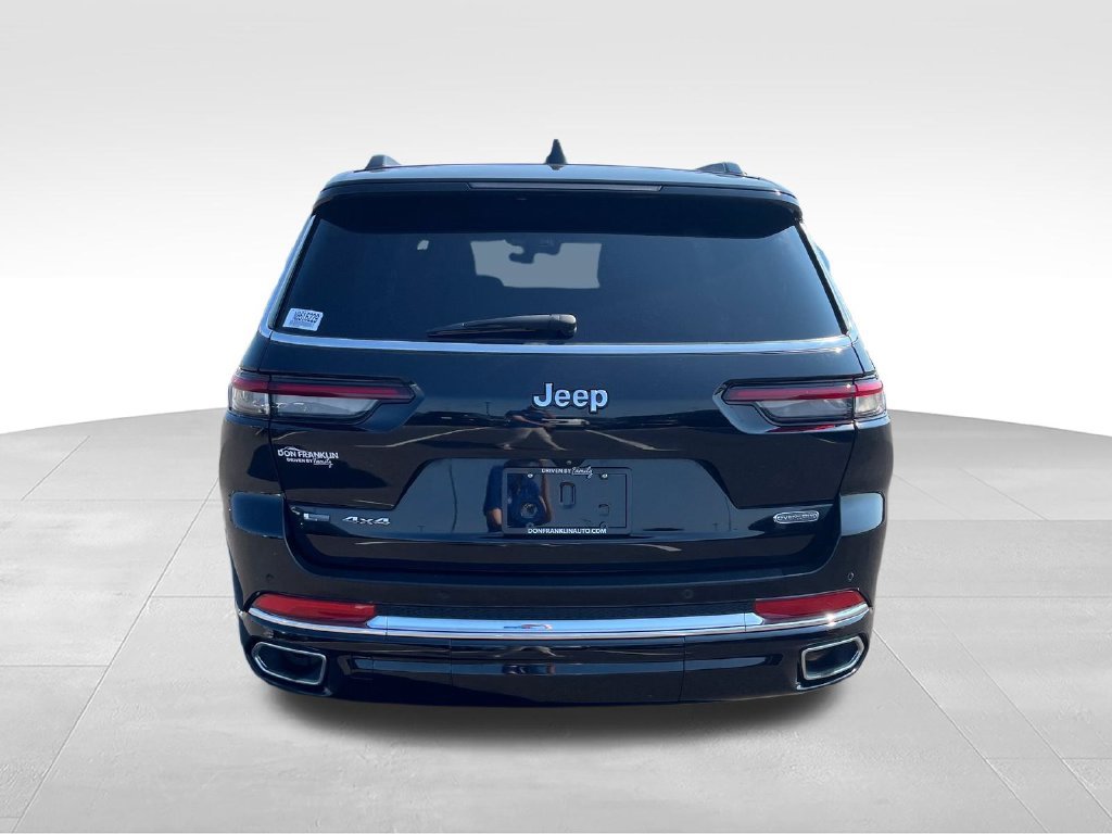 Used 2022 Black Jeep Overland image 5