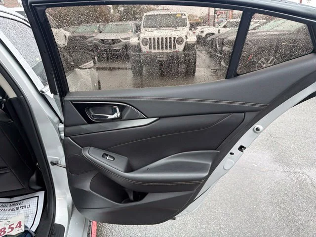 Used 2020 Silver Nissan 3.5 SL image 26