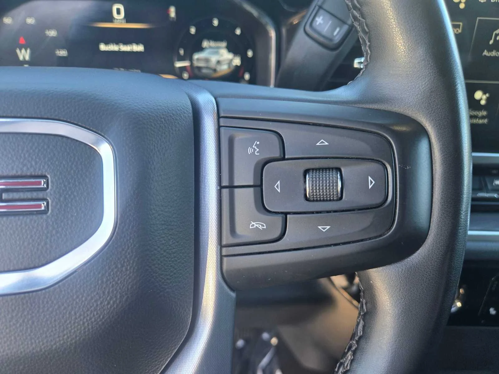 Used 2024 Downpour Metallic GMC SLT image 24