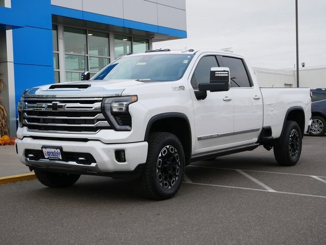 Used 2024 Chevrolet Silverado 3500HD High Country with VIN 1GC4YVEY0RF392266 for sale in Roseville, Minnesota