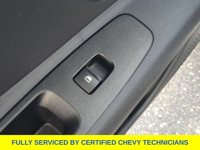 Used 2025 Silver Hyundai SEL Convenience image 39