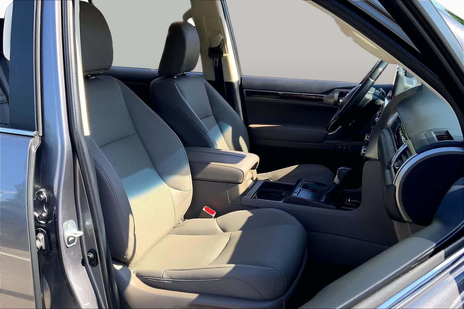 Used 2023 Nebula Gray Pearl Lexus Premium image 9