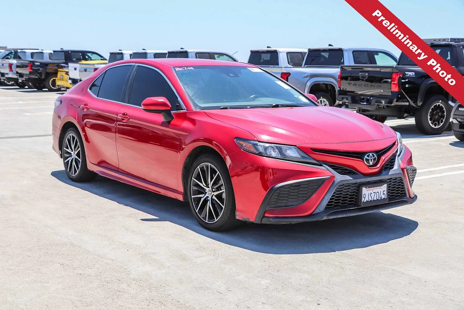 Used 2021 Supersonic Red Toyota SE image 3