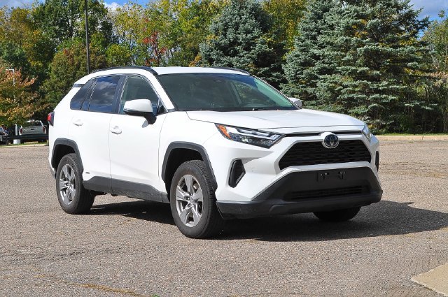 Used 2023 White Toyota LE image 1