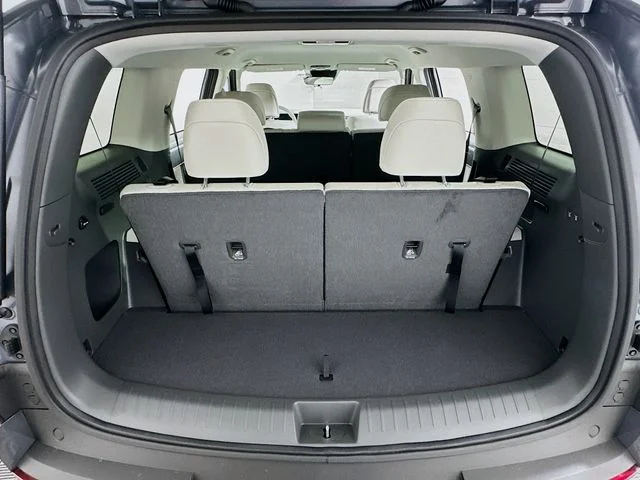 New 2026 Hyundai SANTA FE SEL