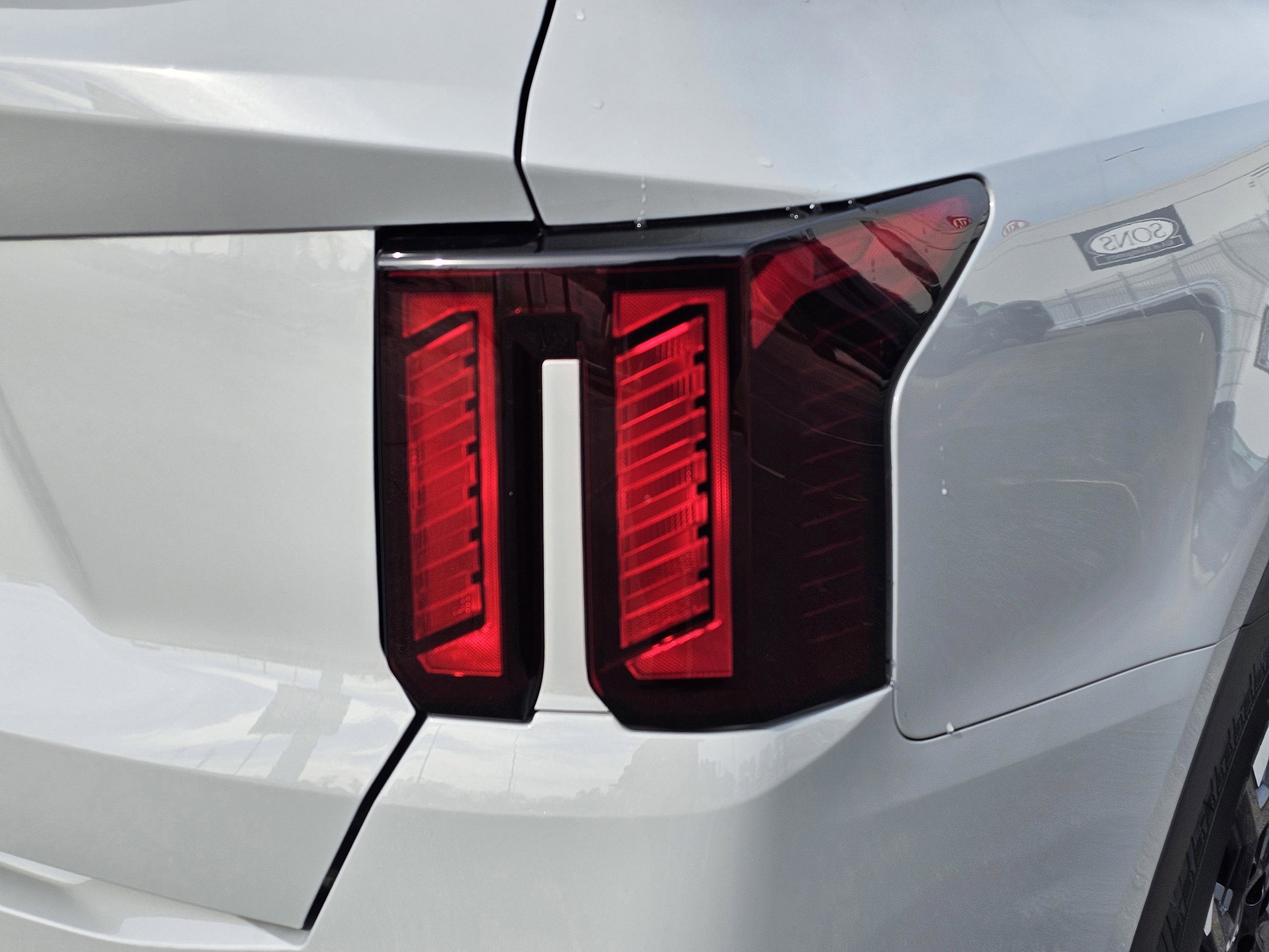 New 2026 Wolf Gray Kia S image 9