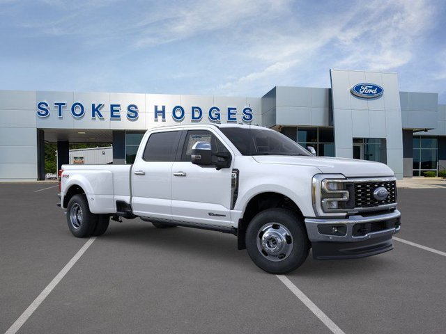 2026 Ford Super Duty F-350® Lariat®