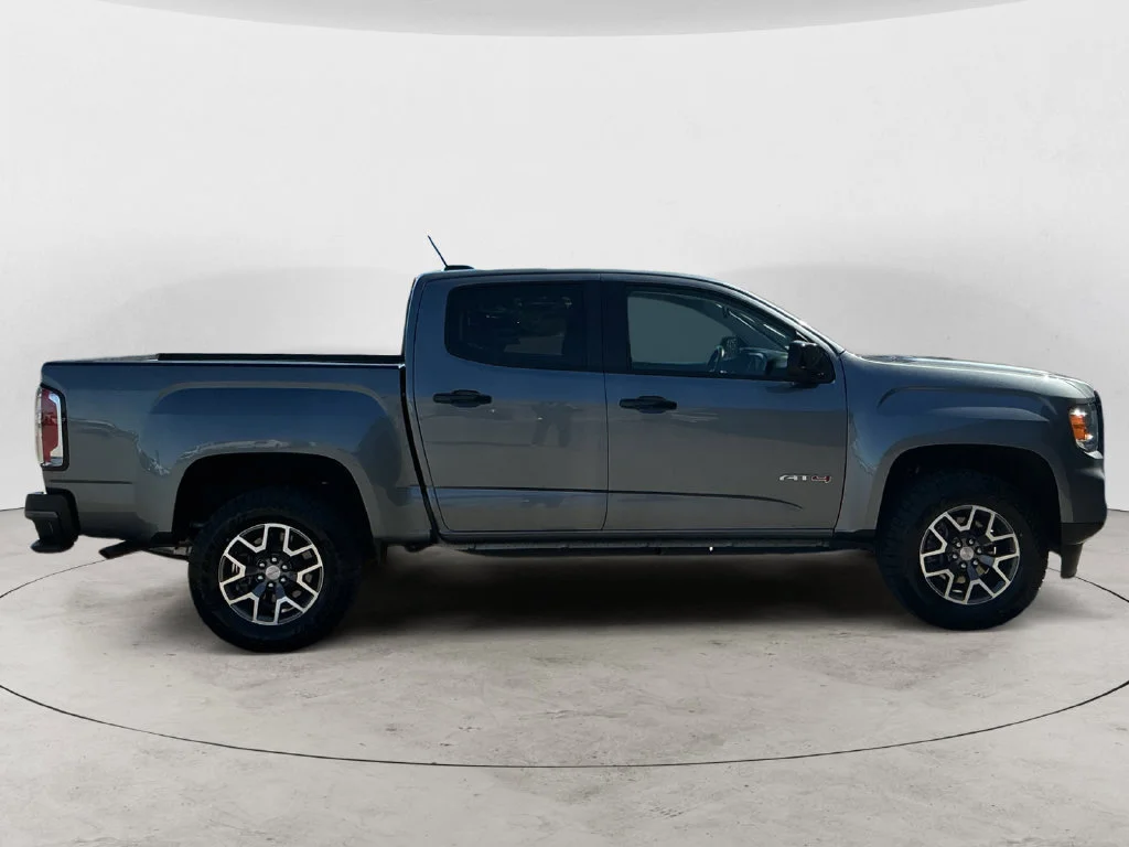 Certified Used 2022 SATIN STEEL METALLIC GMC 4WD AT4 w/Cloth image 7
