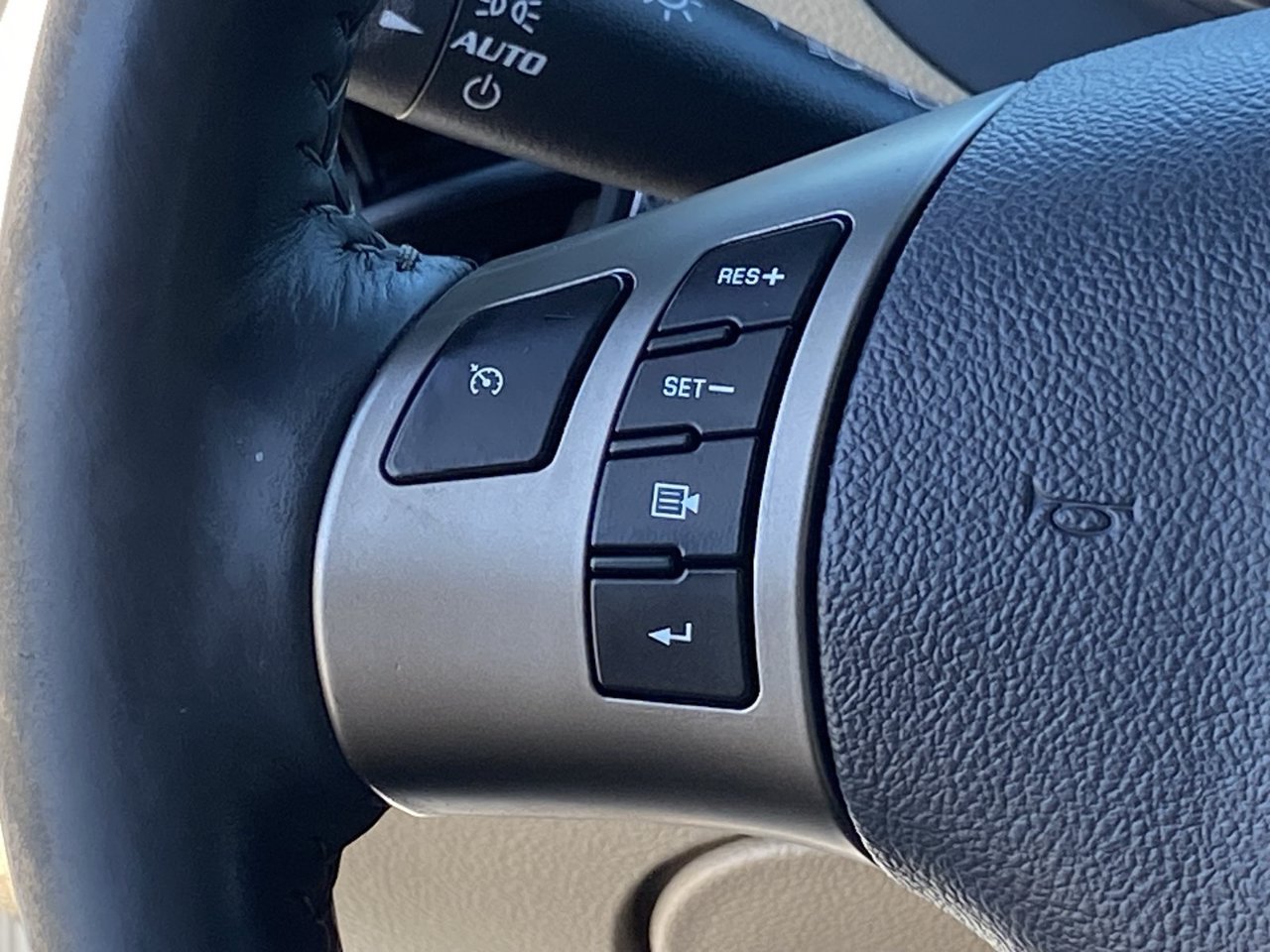 Used 2007 Sly (Shadow Gray) Pontiac Base image 20