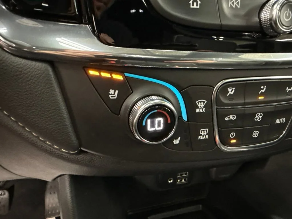 Used 2023 MOSAIC BLACK METALLIC Chevrolet Premier image 34
