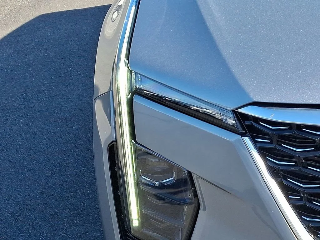 2025 Cadillac XT4 Premium Luxury - Photo 9