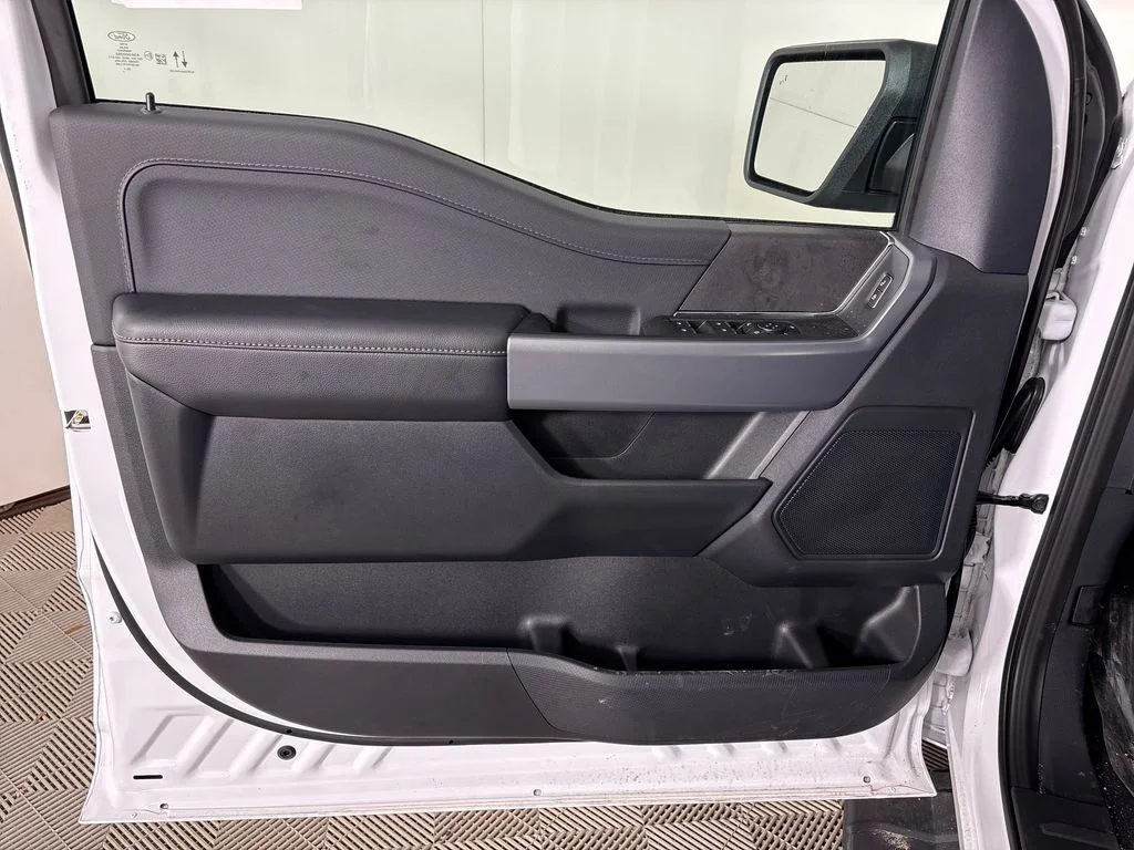 New 2026 White Ford XLT image 37