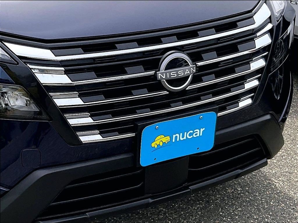 Used 2024 Blue Nissan SV image 31