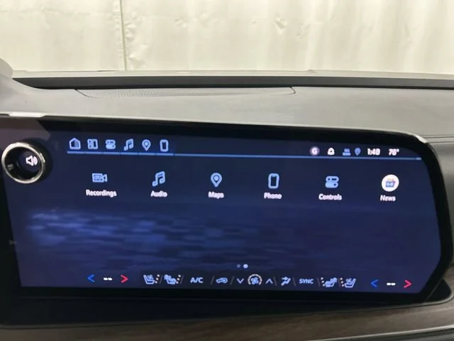 2026 Chevrolet Suburban High Country - Photo 17
