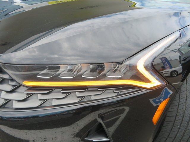 Used 2021 Ebony Black Kia LXS image 33