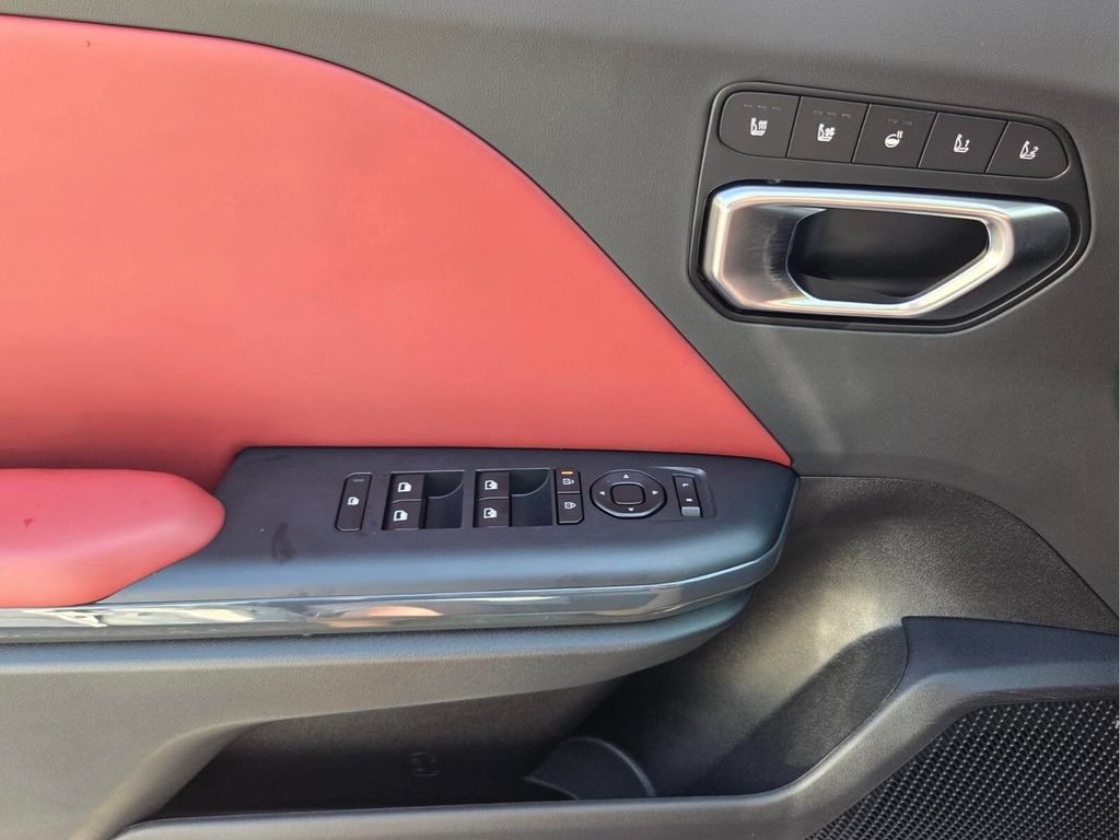 New 2026 Snow White Pearl Kia GT-Line image 32