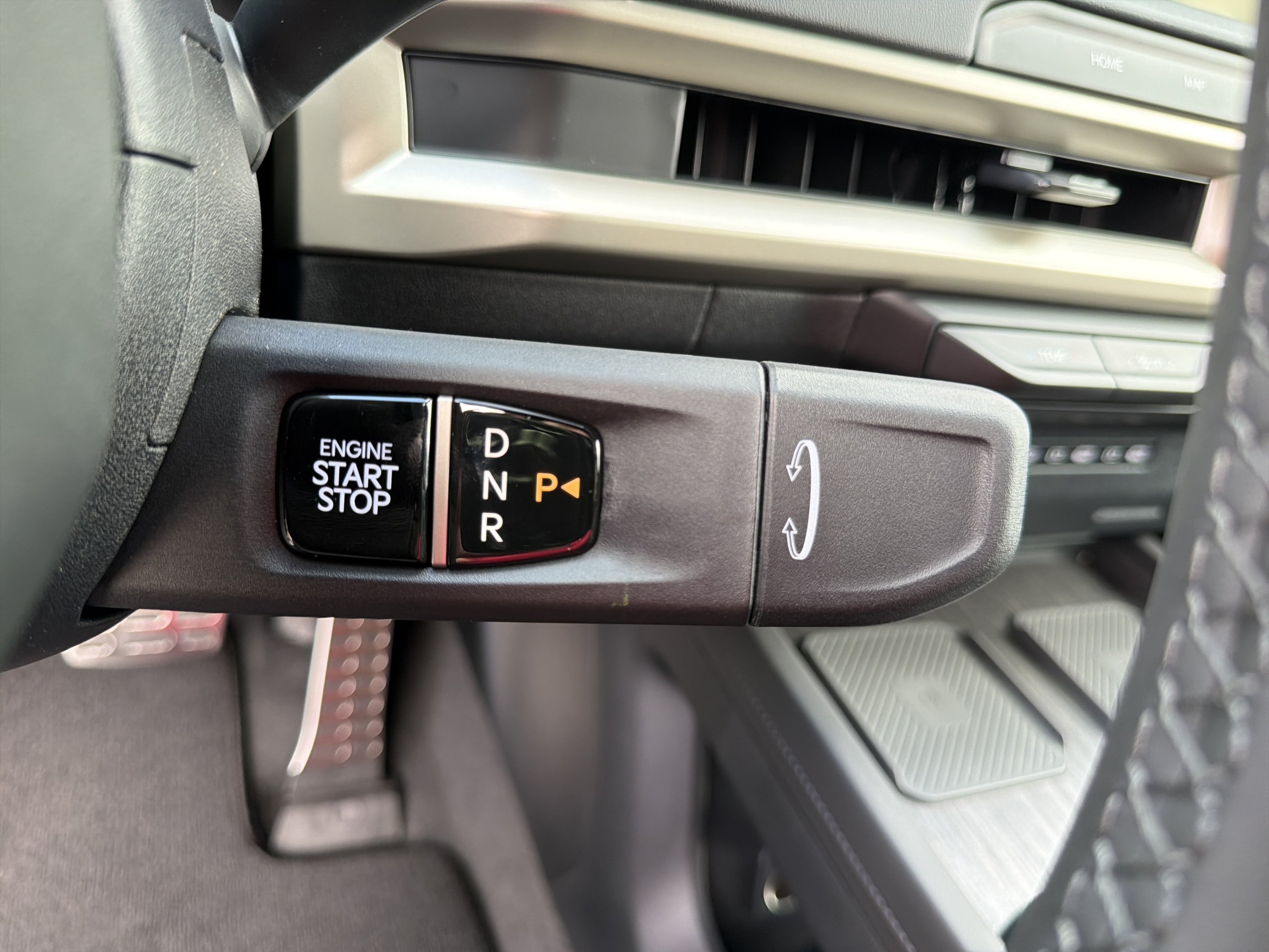 New 2027 Black Jade Green Kia SX-PRESTIGE image 15