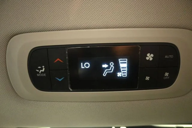Used 2017 Gray Chrysler Touring L Plus image 21