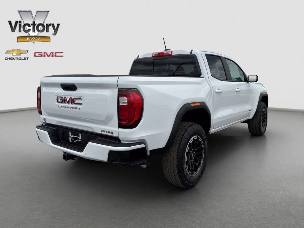 2026 GMC Canyon AT4 - Photo 6