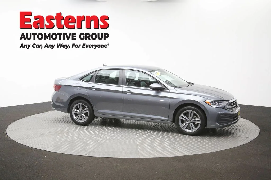 Used 2024 Silver Volkswagen 1.5T SE image 40