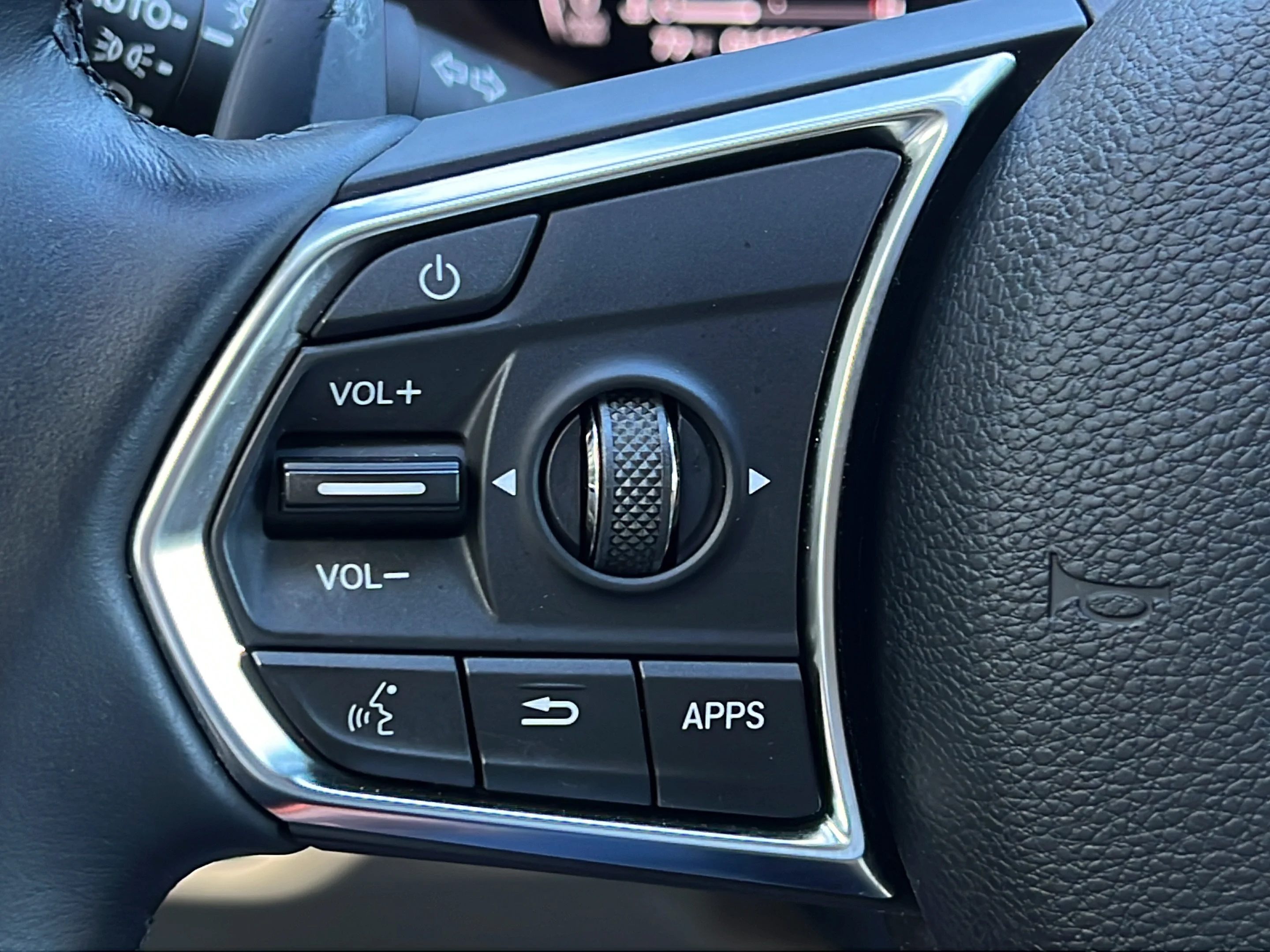 Used 2023 Platinum White Pearl Acura w/Technology Package image 21
