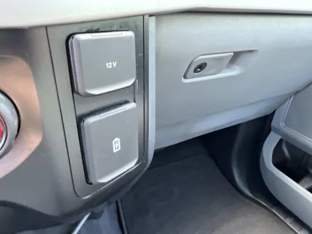 Used 2023 White Ford XLT image 38
